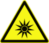 DIN 4844-2 Warnung vor optischer Strahlung D-W009.png
