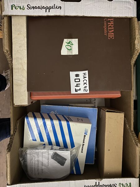 Bestand:041 allerlei documentatie en licenties.jpg