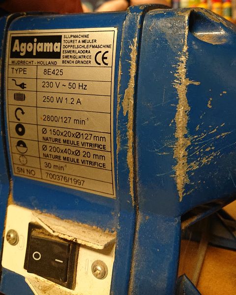 Bestand:Tool TrageNatteSlijpmachine Picture.jpg