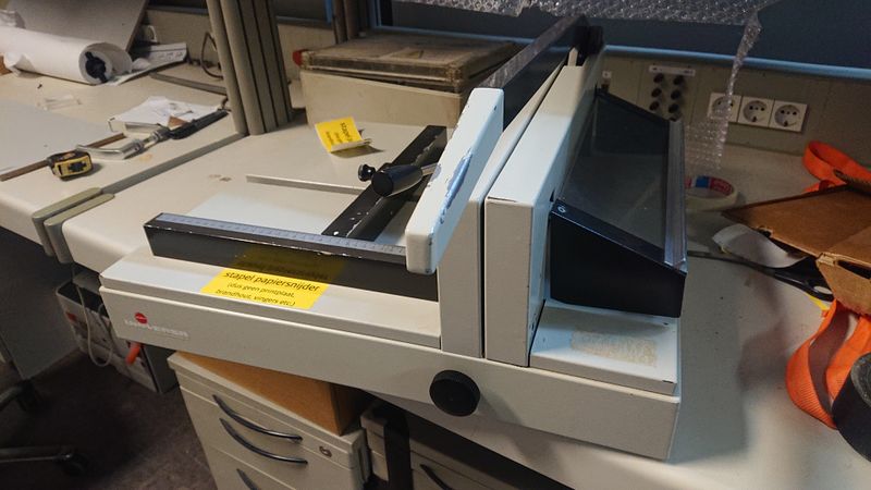 Bestand:Tool StapelPapiersnijder Picture.jpg