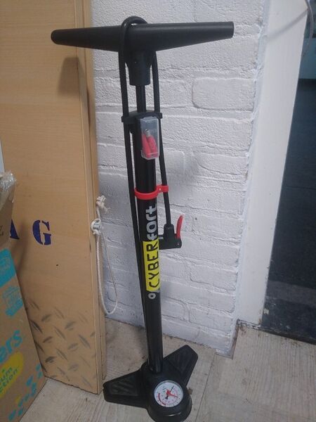 Bestand:Tool Fietspomp Picture.jpg