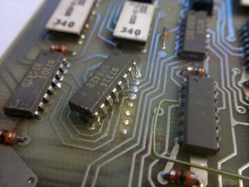 Bestand:Sn7442 los.jpg