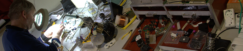 Bestand:Siteheader soldeerlab.png