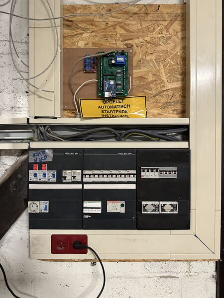 Bestand:Tool Groepenkast Cleanroom Picture.jpg