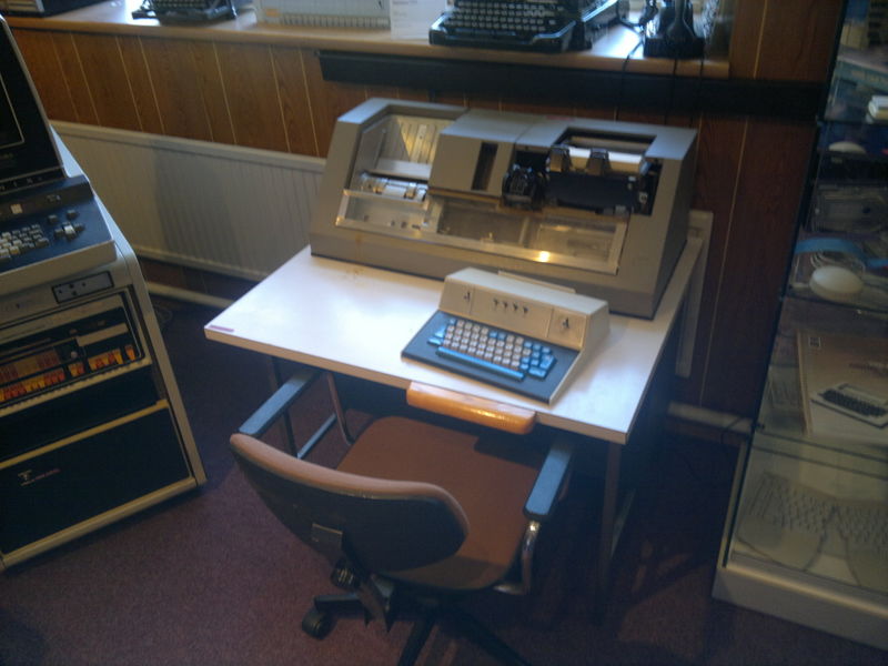 Bestand:Hardware IBM 029 picture.jpg